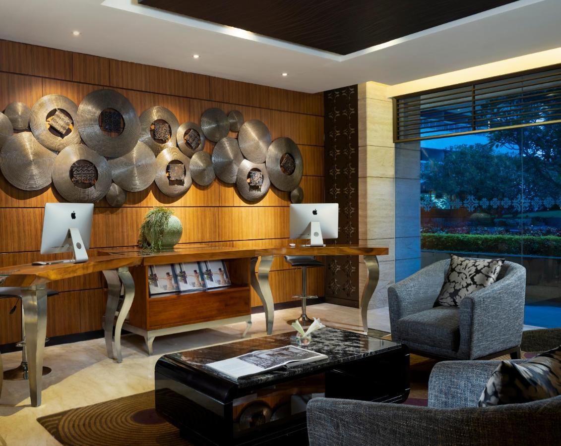 Royal Ambarrukmo Yogyakarta Hotel Maguwo Exterior photo